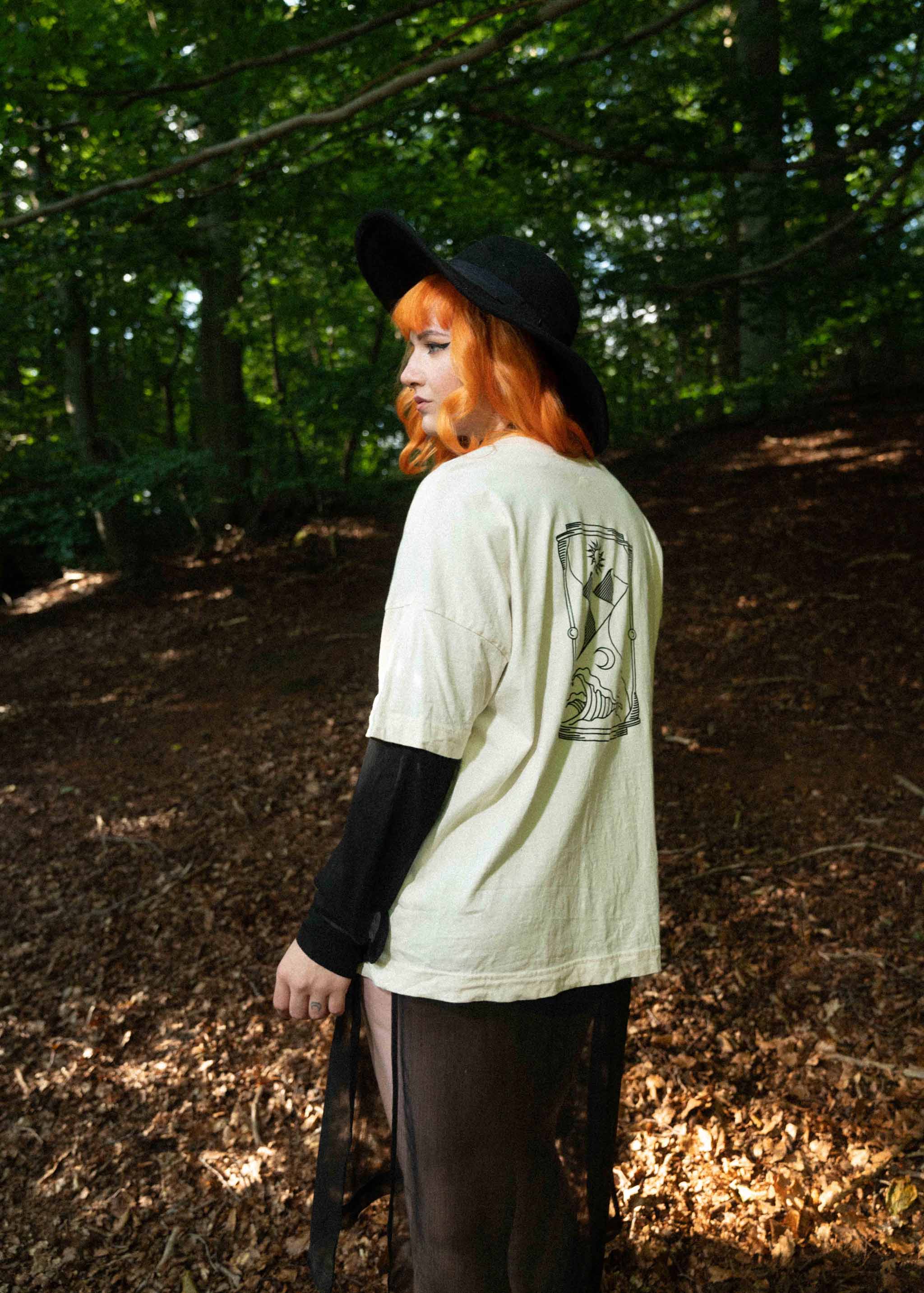 Both Worlds - oversized T-Shirt